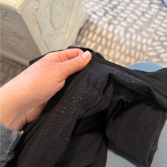 Lululemon Align High Rise (25’) Size 10 Black Ribbed Leggings - Picture 5 of 7